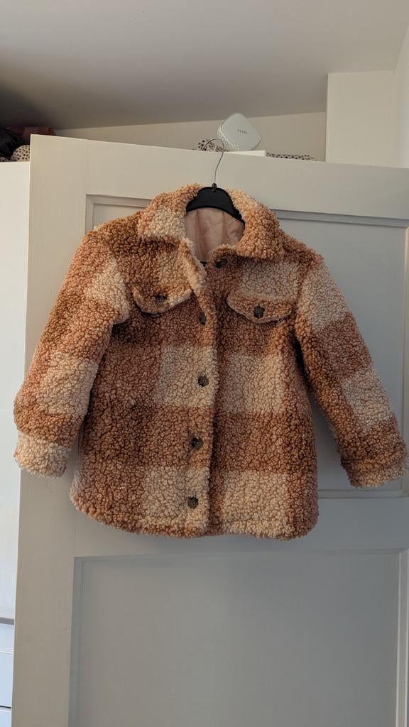 Teddy jas licht roze/oranje pastel Hema maat 122/128, Kinderen en Baby's, Kinderkleding | Maat 122, Ophalen, Meisje, Zo goed als nieuw