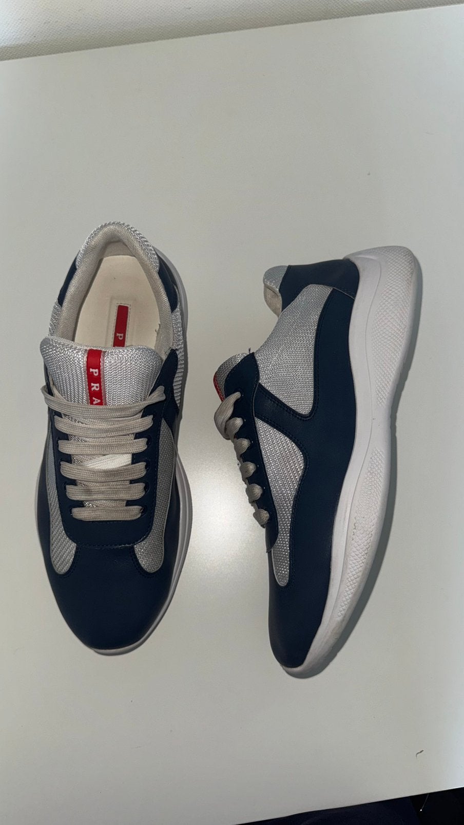 Prada sneakers marineblauw en wit maat 45, Wit, Ophalen of Verzenden, Sneakers of Gympen, Zo goed als nieuw
