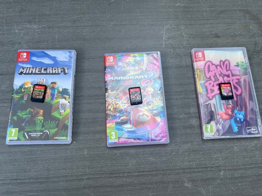 Drie spellen Nintendo Switc, Ophalen, Gebruikt, Overige genres, 1 speler