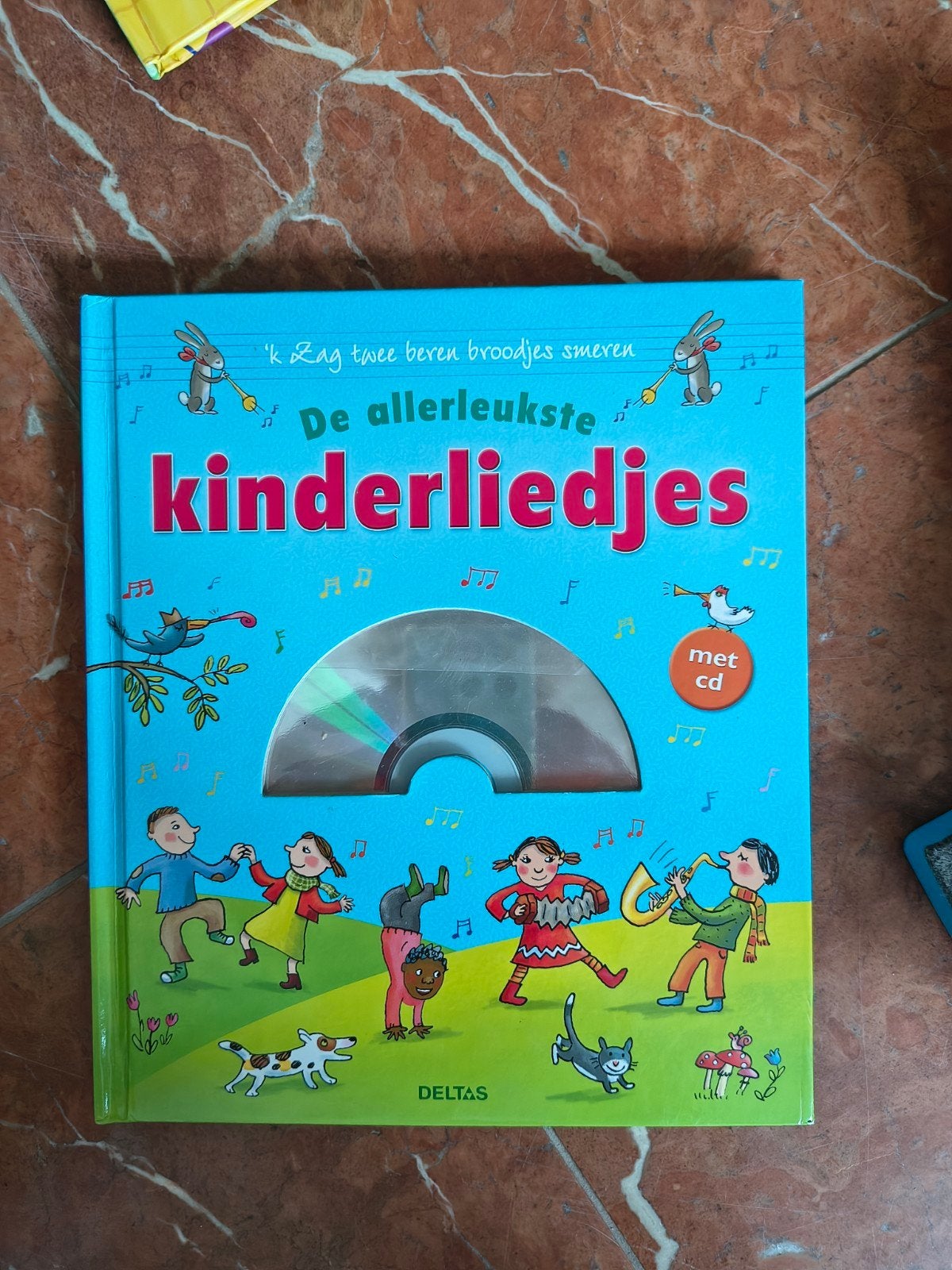 De allerleukste kinderliedjes met CD - Zingen en luisteren, Ophalen of Verzenden, Zo goed als nieuw, Onbekend, 2 tot 3 jaar