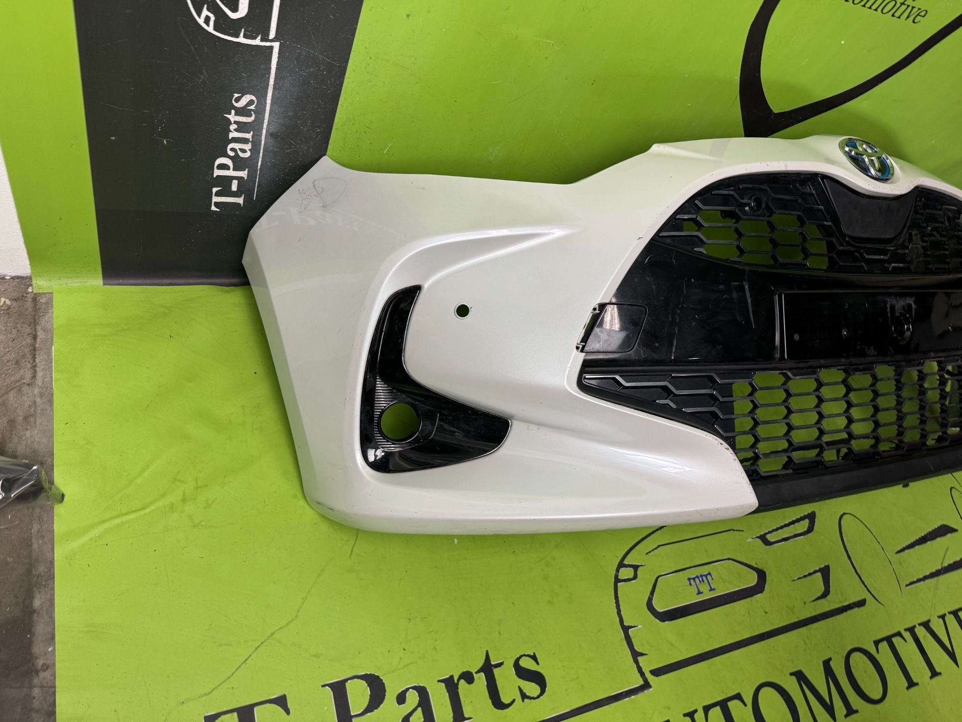 toyota yaris GR voorbumper bumper, Info@toyota.co.jp, Nieuw, Toyota Motor Corporation, Toyota