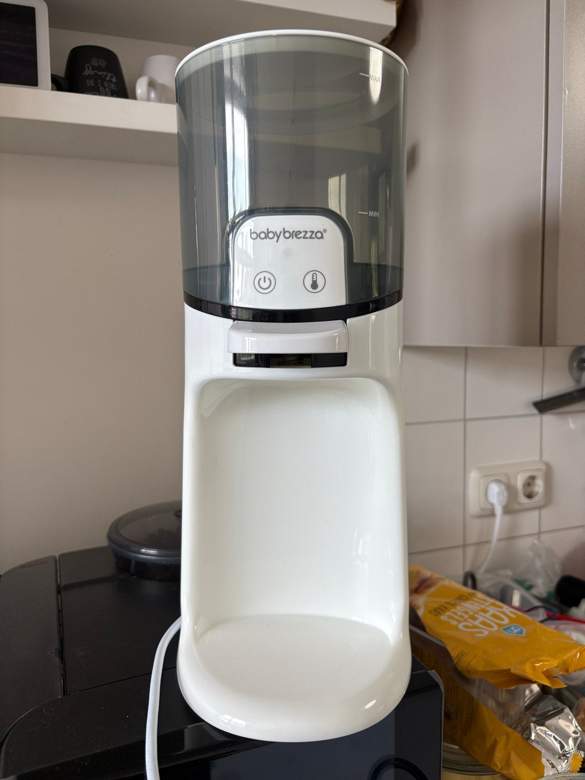 Baby Brezza Instant Warmer - Direct warm water voor flesjes, Automatisch, Flessen- of potjesverwarmer, Ophalen of Verzenden, Zo goed als nieuw
