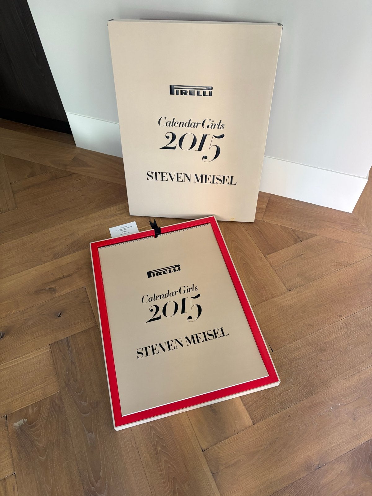 Partij originele Pirelli-kalenders, Ophalen, Maandkalender