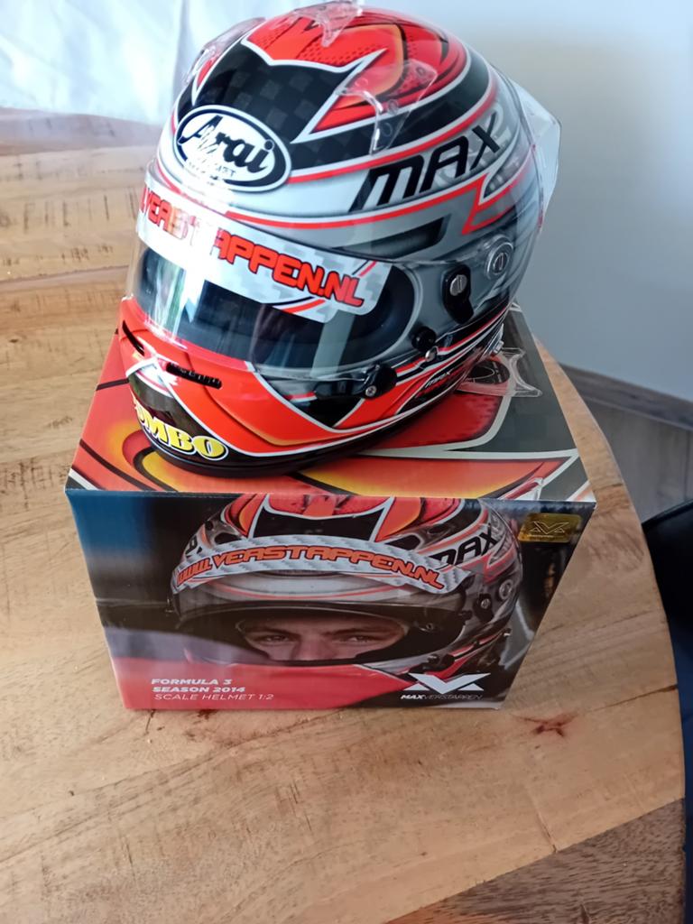 Max Verstappen 1/2 helm F3. 2014, Ophalen of Verzenden, Zo goed als nieuw, Formule 1