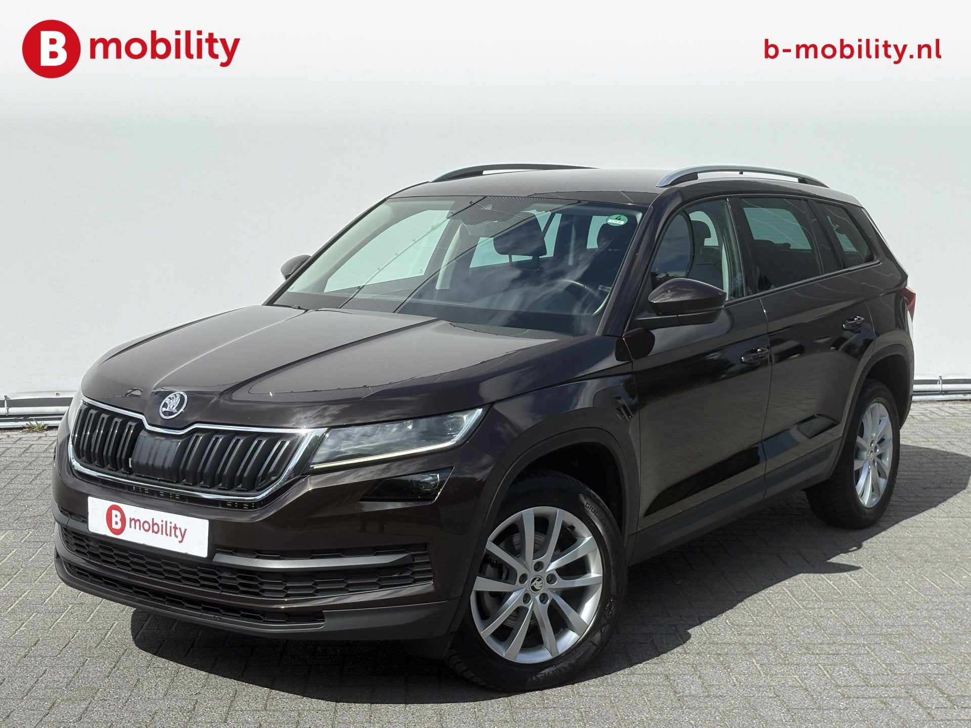 Skoda Kodiaq 1.5 TSI Business Edition 7-Pers DSG Automaat Tr, Auto's, Stof, 4 cilinders, 7 stoelen, Origineel Nederlands