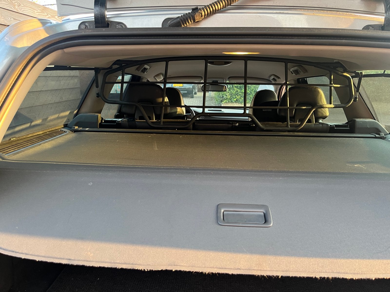 Volvo V70 XC70 hondenrek/bagagerek (vanaf modeljaar 08), Auto diversen, Hondenrekken, Gebruikt, Ophalen of Verzenden