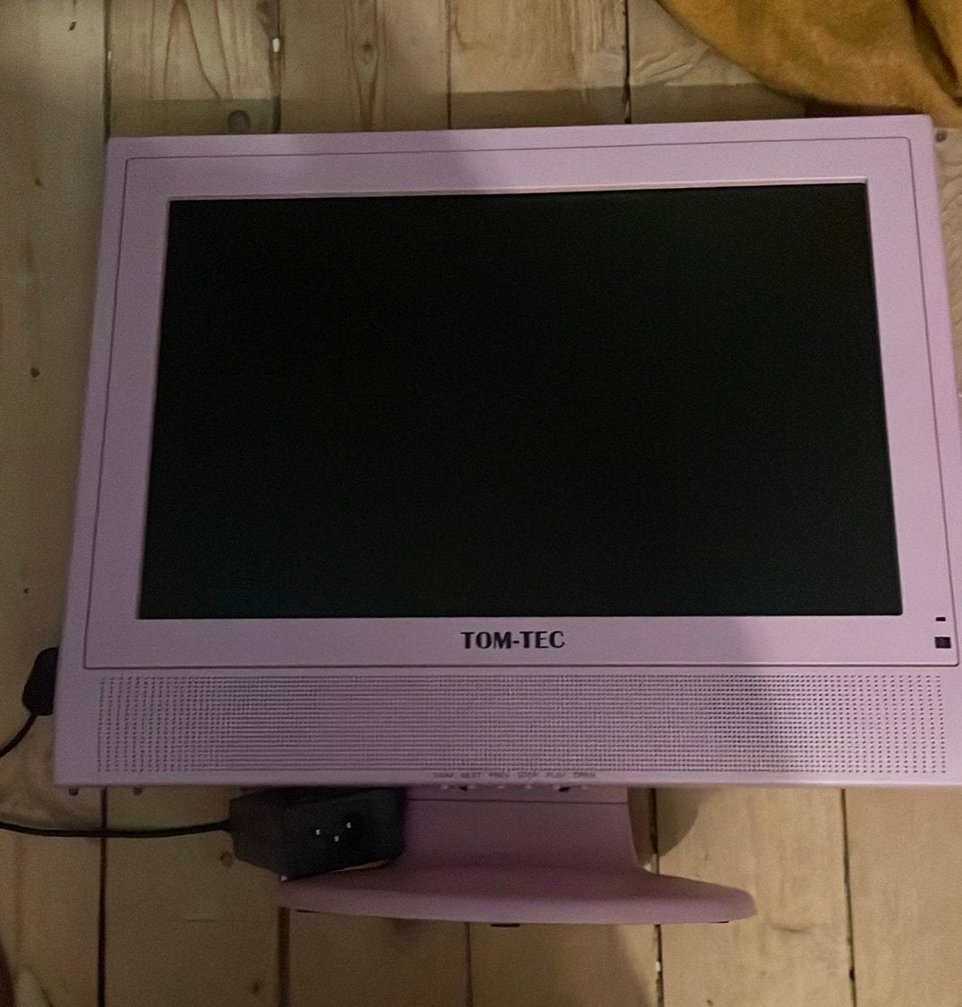 Tom-Tec Roze tv, Gebruikt, 50 Hz, LCD, Minder dan 40 cm