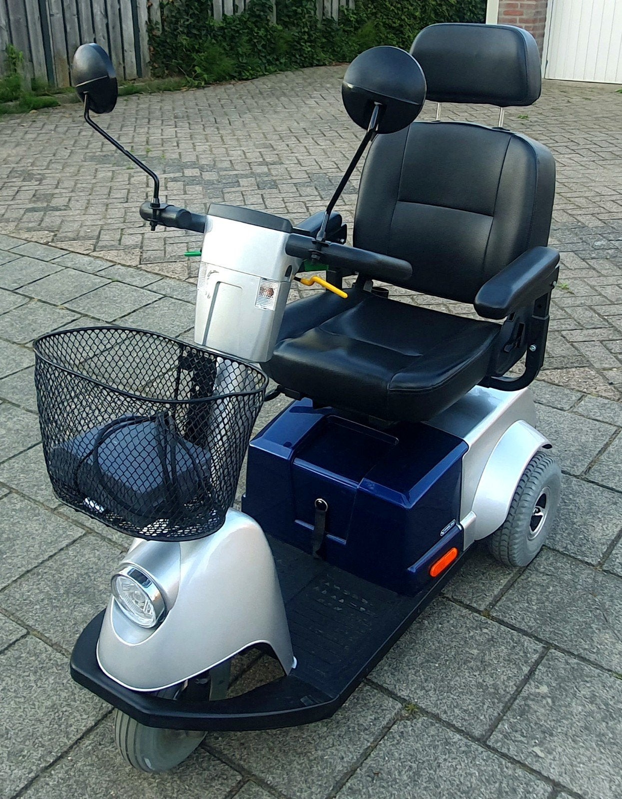 Nette scootmobiel merk Calypso, Diversen, Rolstoelen, Calypso, Ophalen of Verzenden, Zo goed als nieuw, Calypso