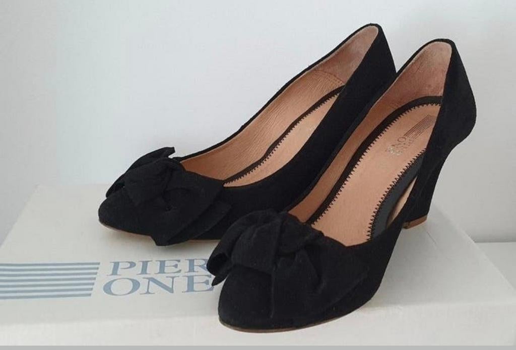 Zwarte dames schoenen met hakken maat 37, merk Pier One, Kleding | Dames, Schoenen, Ophalen of Verzenden, Zo goed als nieuw, Zwart
