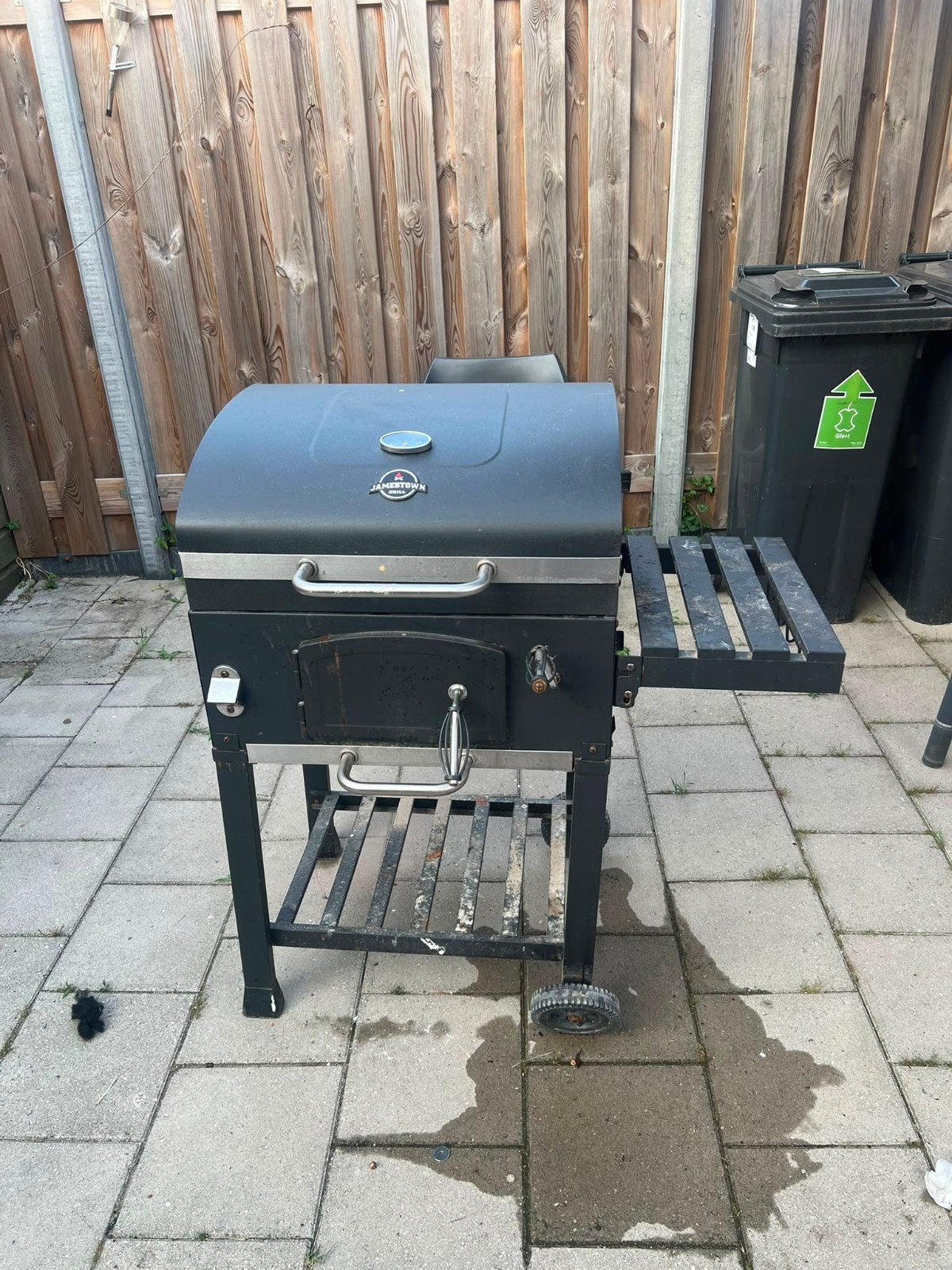 Jamestown Grill Houtskoolbarbecue met thermometer, Ophalen of Verzenden, Gebruikt, Jamestown Grill