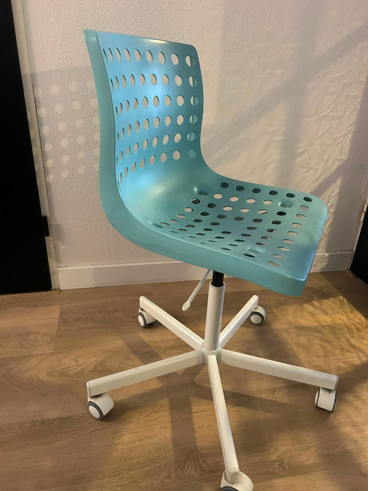 Ikea bureau stoel, Ophalen, Zo goed als nieuw, Groen, Bureaustoel