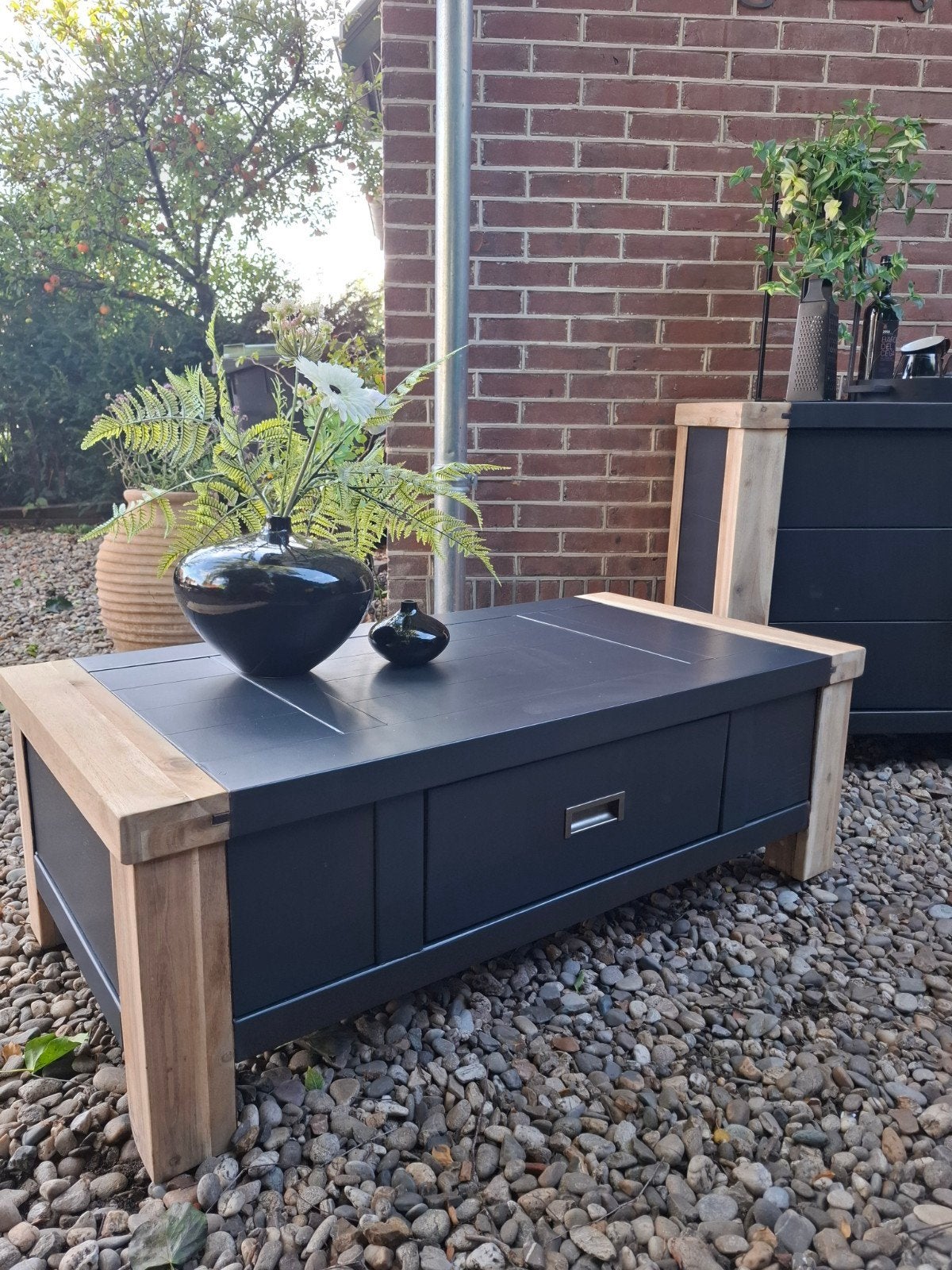 stoere salontafel off black