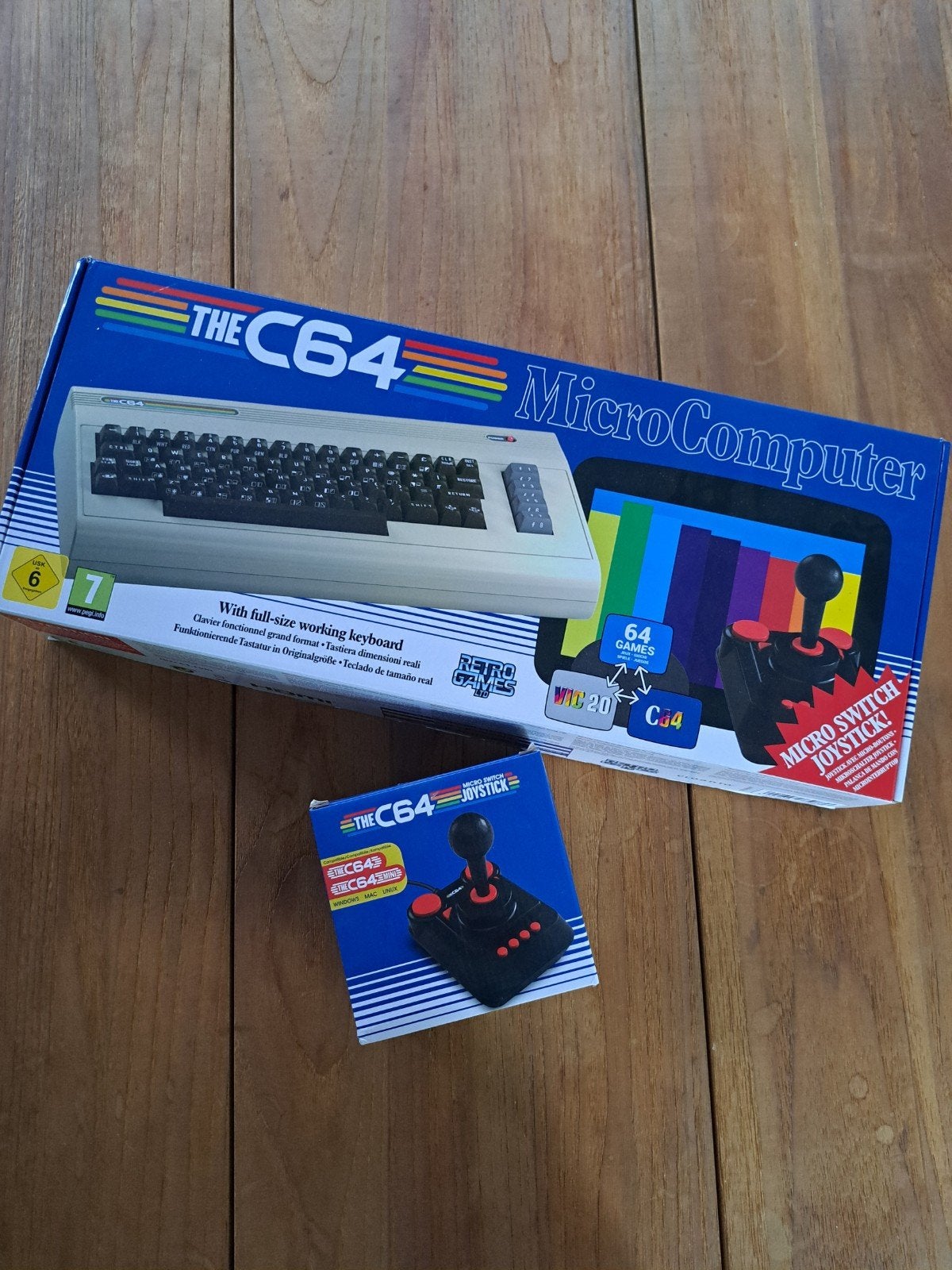 THE C64 MicroComputer met Joystick - Nieuw in doos, Spelcomputers en Games, Spelcomputers | Overige, Nieuw, Overige merken, Ophalen of Verzenden