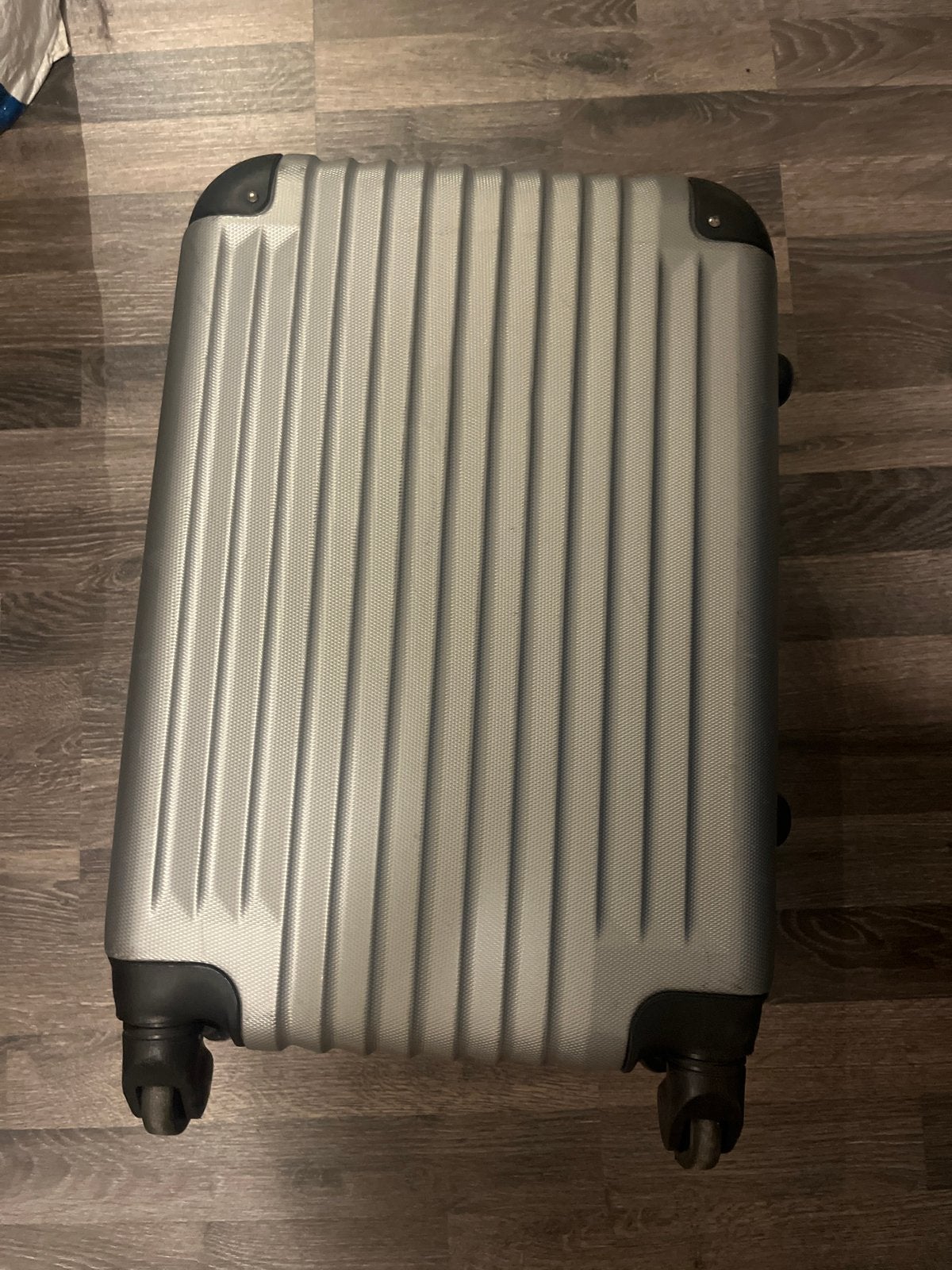 Zilveren handbagage with lock, Ophalen, Gebruikt, 50 tot 60 cm, Hard kunststof