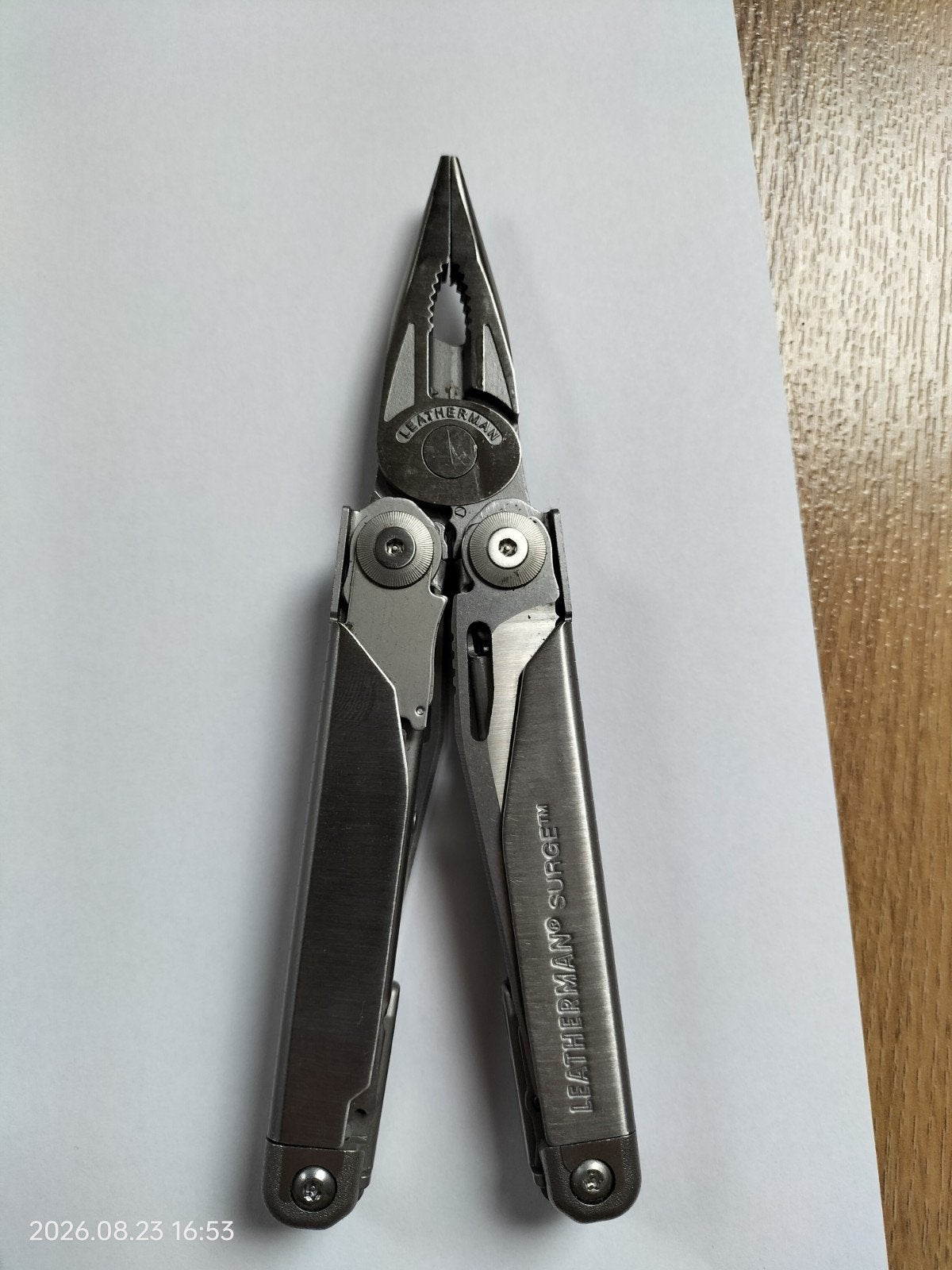 Leatherman Surge Multitool met leren etui, Ophalen of Verzenden, Nieuw, Multitool, Overige merken