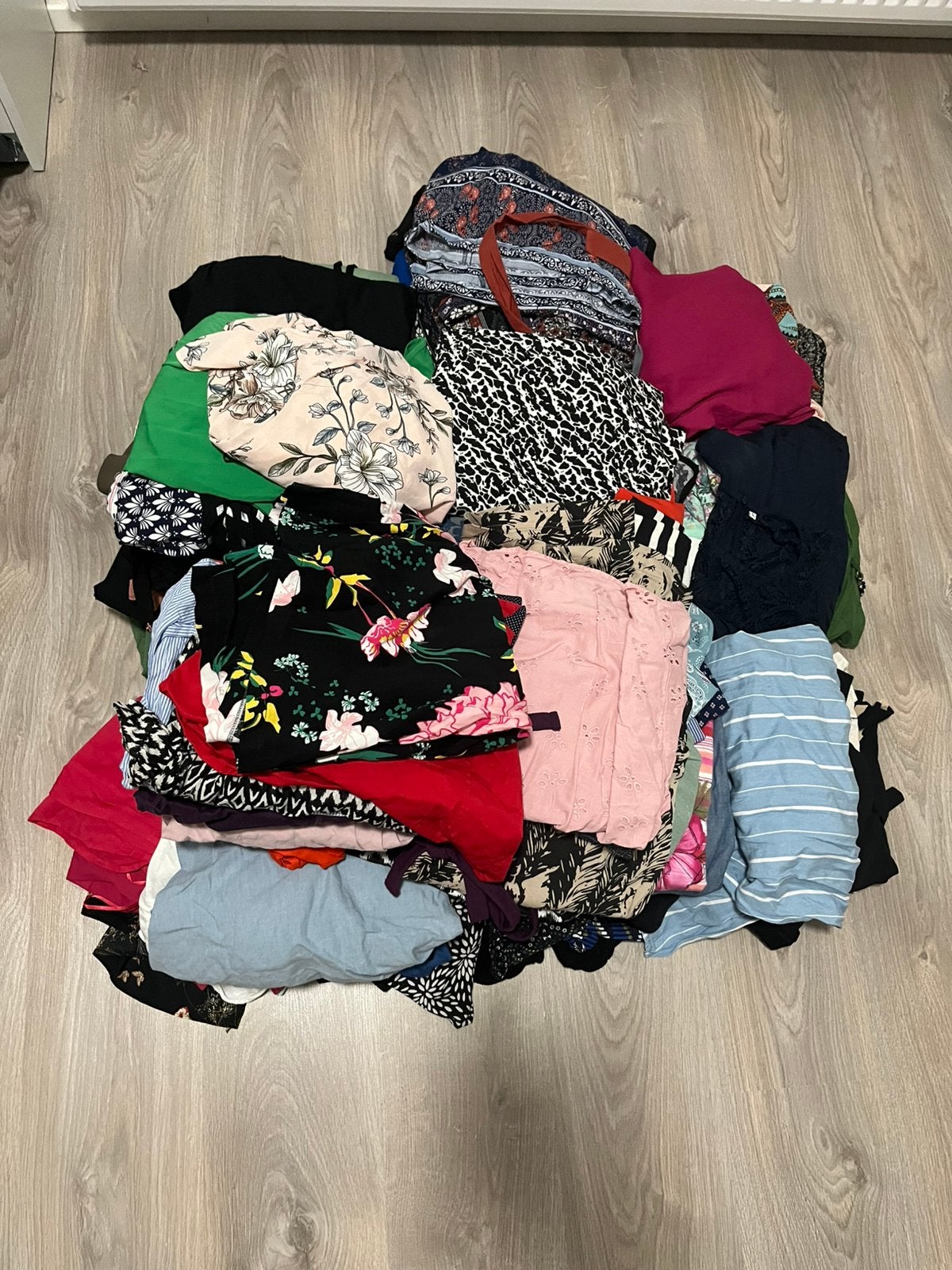 Partij Dameskleding, Kleding | Dames, Dames-kledingpakketten, Zo goed als nieuw, Maat 38/40 (M), Ophalen of Verzenden