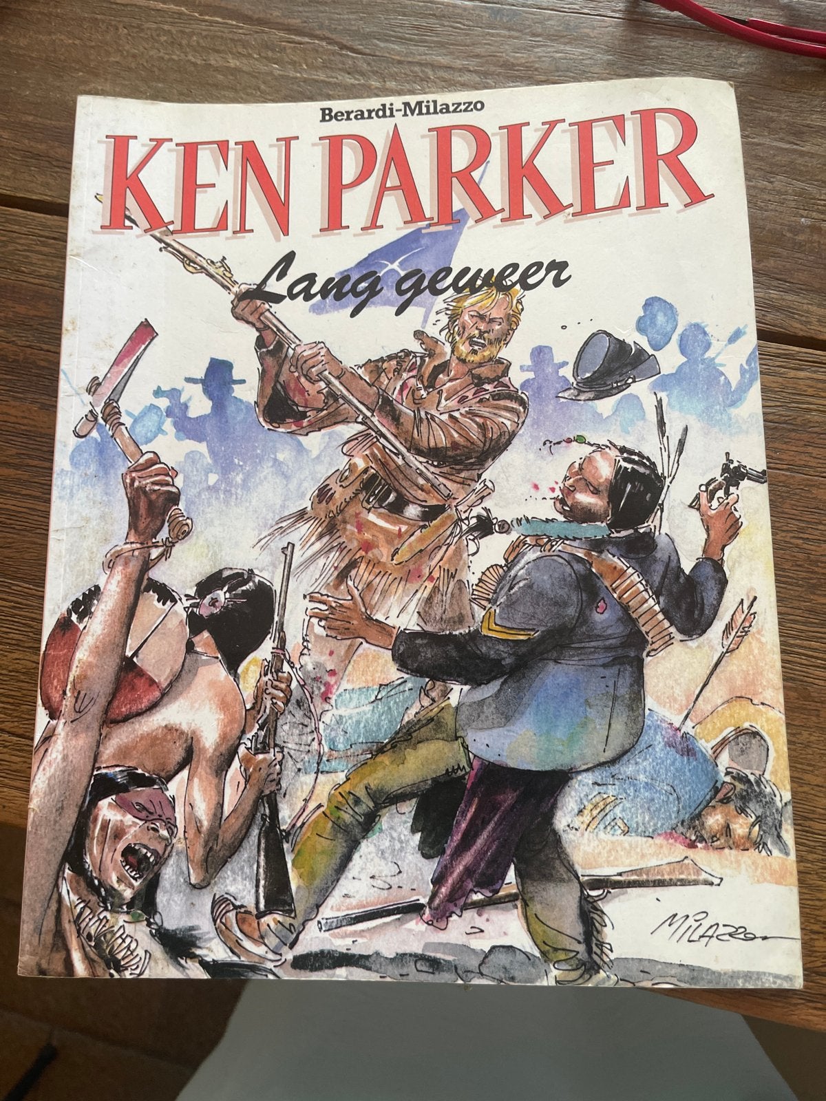 Ken Parker: Lang Geweer - Berardi-Milazzo Stripboek, Eén stripboek, Ophalen of Verzenden, Gelezen