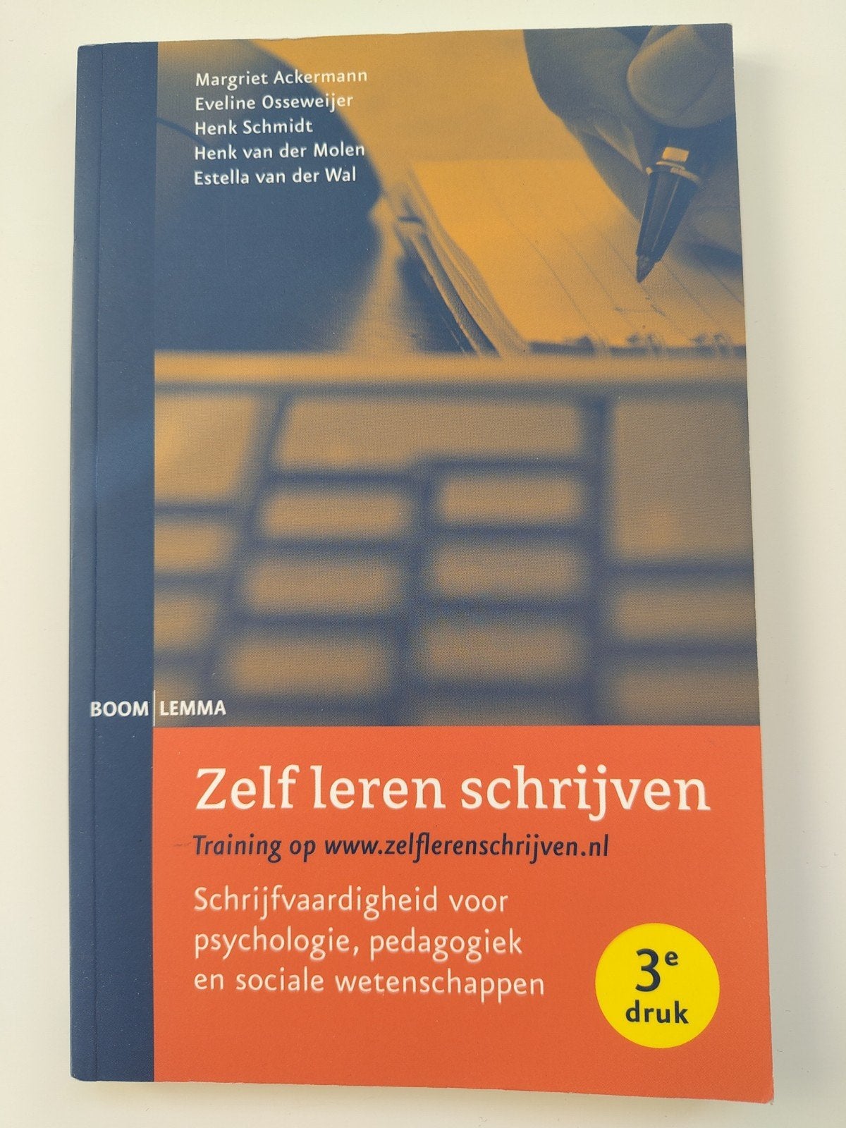 Zelf leren schrijven - Schrijfvaardigheid 3e druk, Ophalen of Verzenden, Zo goed als nieuw, WO, Margreet Ackermann, Eveline Osseweijer, Henk Schmidt