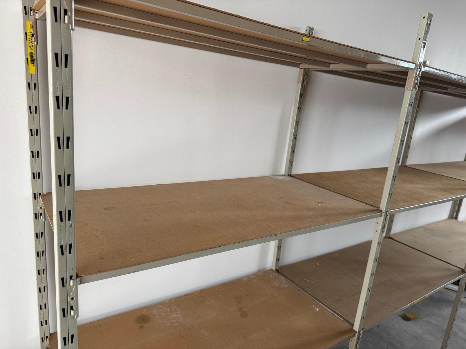 Stellingen veel mogelijk inklijkbaar met houten platen, Ophalen, Zo goed als nieuw