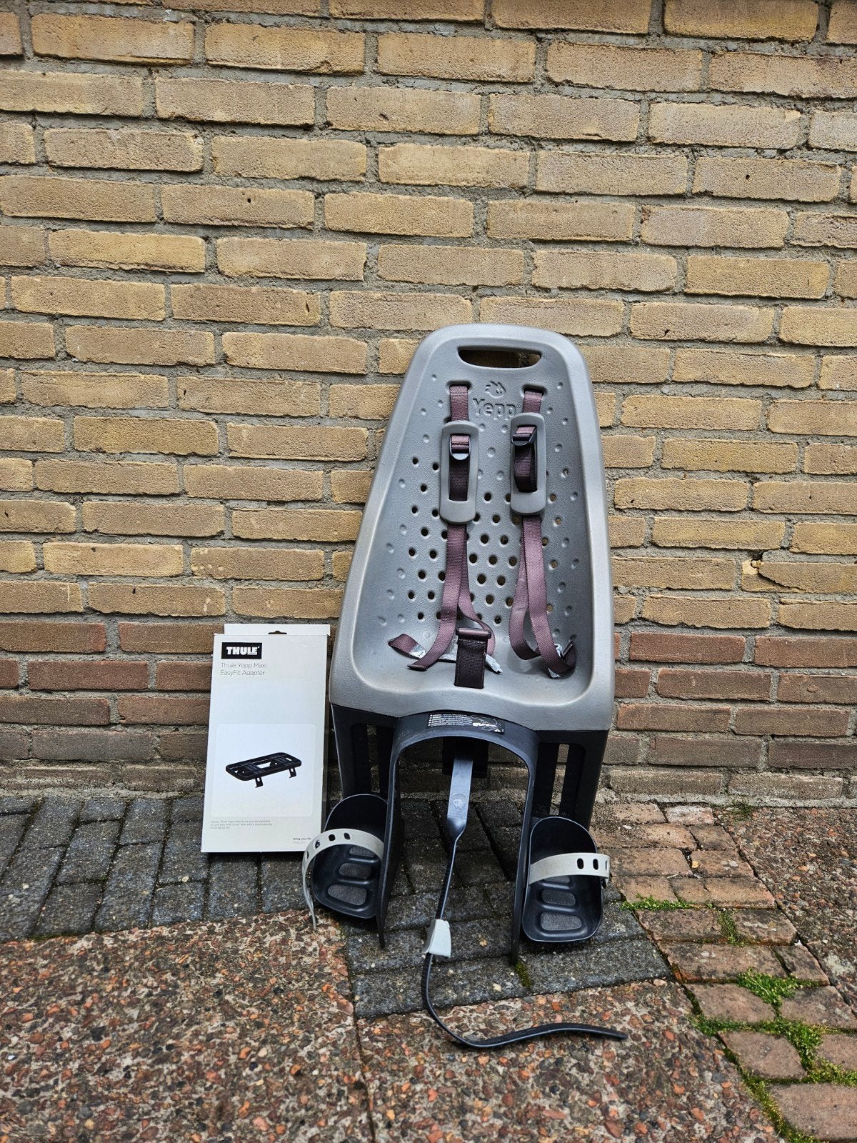 Achterzitje fiets Thule Yepp maxi met adapter, Fietsen en Brommers, Fietsaccessoires | Fietsstoeltjes, Ophalen