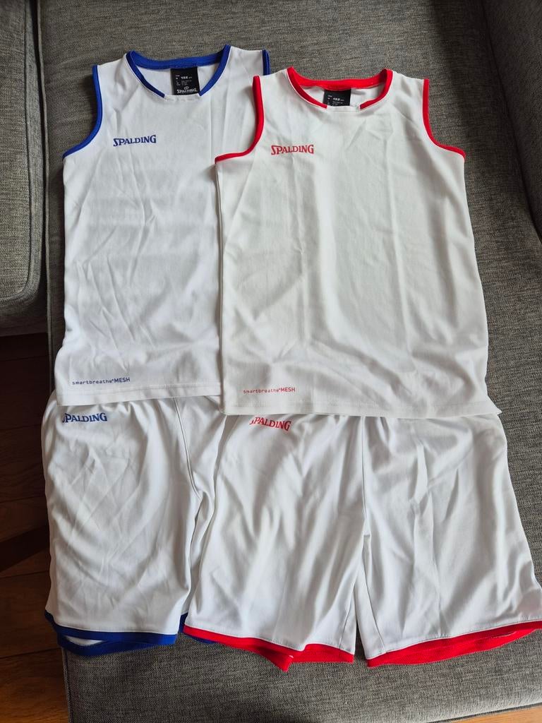 Basketbal tenue spalding maat 152, Ophalen, Gebruikt, Jongen of Meisje, Sport- of Zwemkleding
