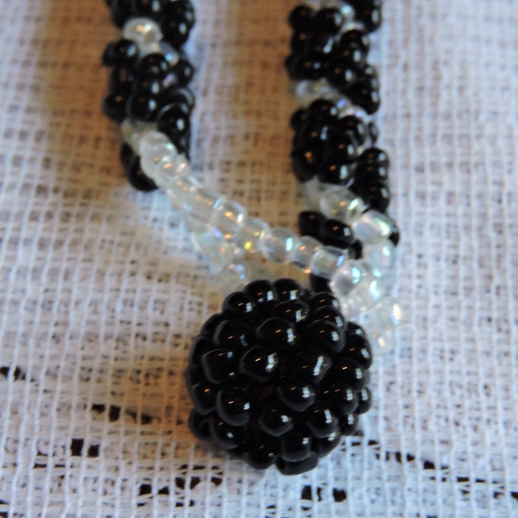 Vintage kralenketting zwart en heldere kralen, Ophalen of Verzenden, Zo goed als nieuw, Zwart, Kunststof