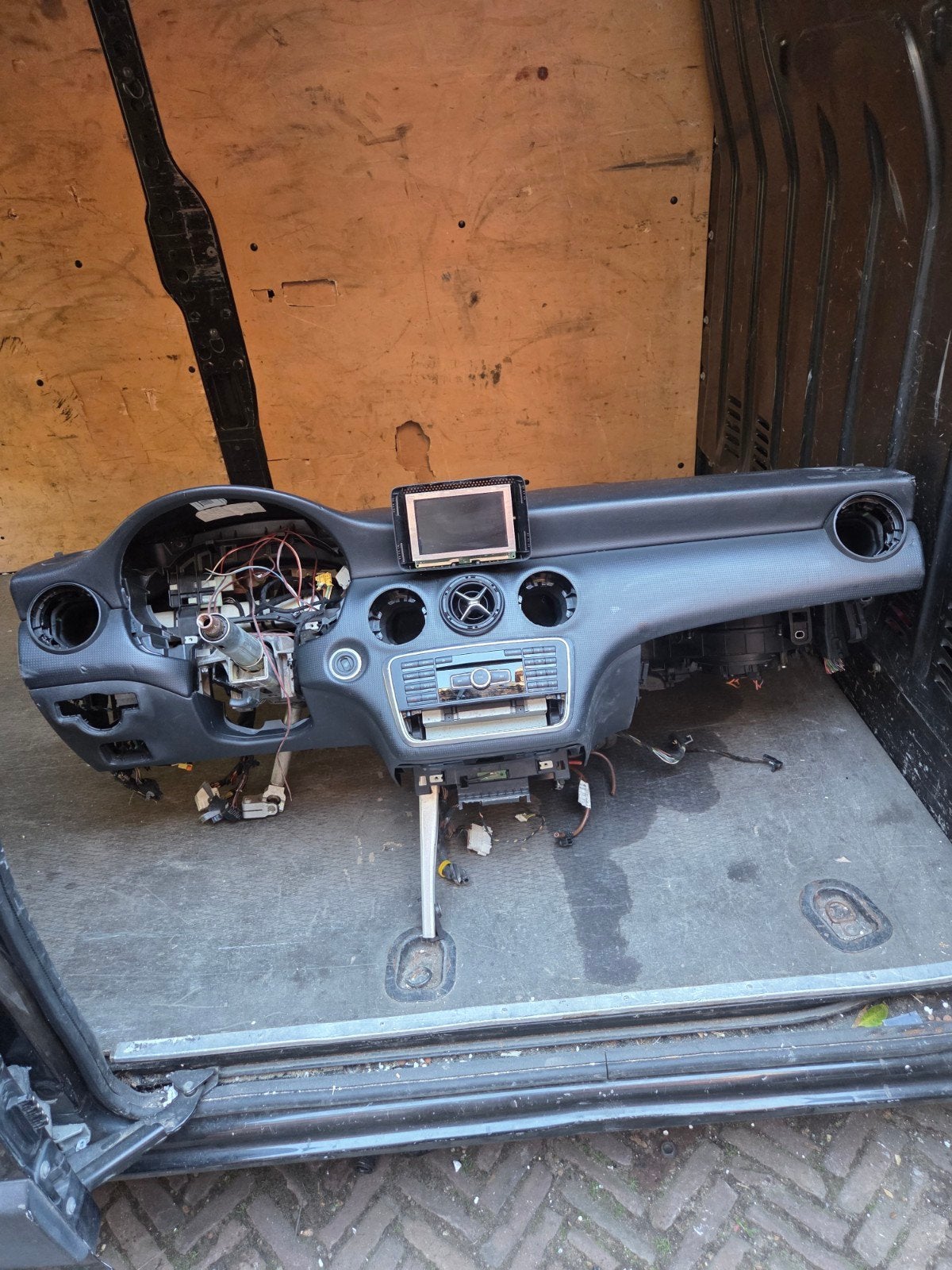 B KLASSE w246 2011-2018 mercedes dashboard met oa airbag...r, Ophalen of Verzenden, Voor, Achterklep