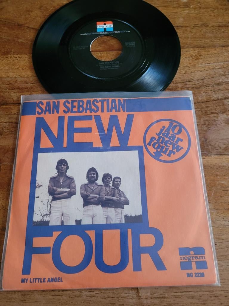 Top schijf New four san sebastian, Ophalen of Verzenden, Zo goed als nieuw, Overige formaten, Levenslied of Smartlap