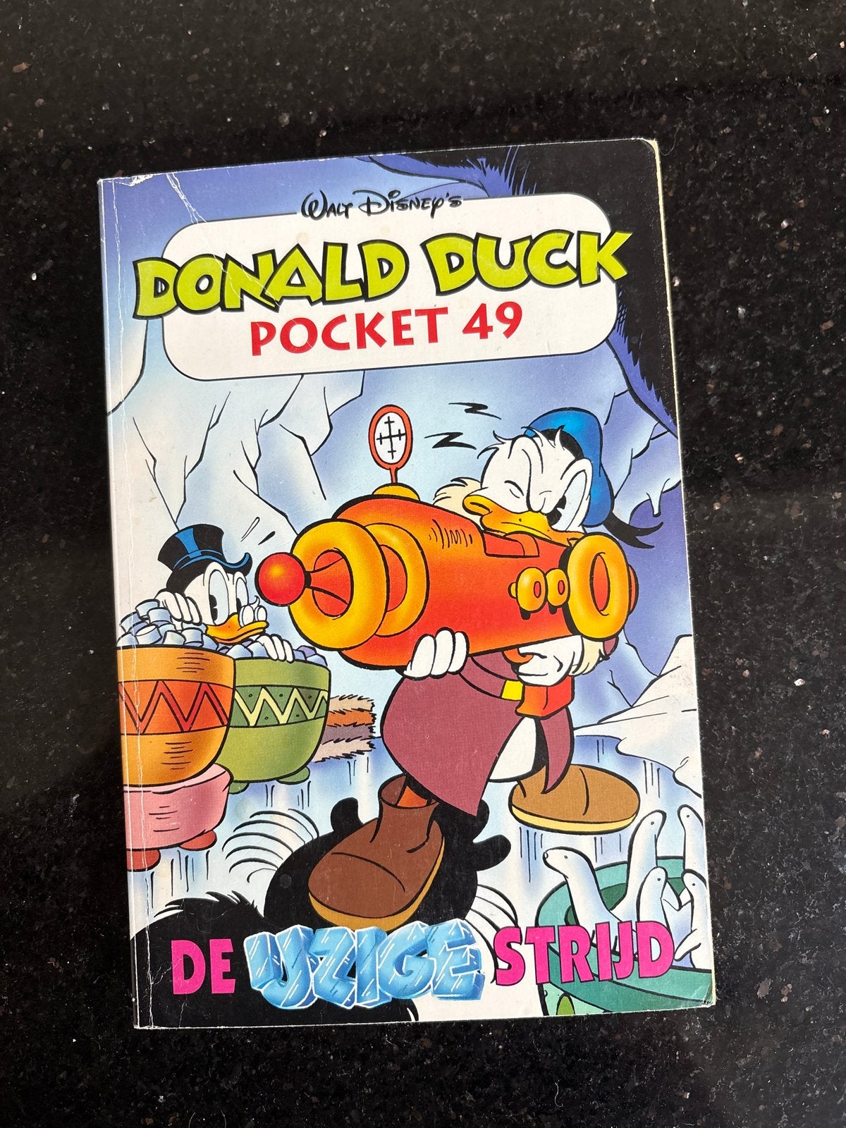 Donald Duck Pocket 49 - De IJzige Strijd, Eén stripboek, Ophalen of Verzenden, Gelezen
