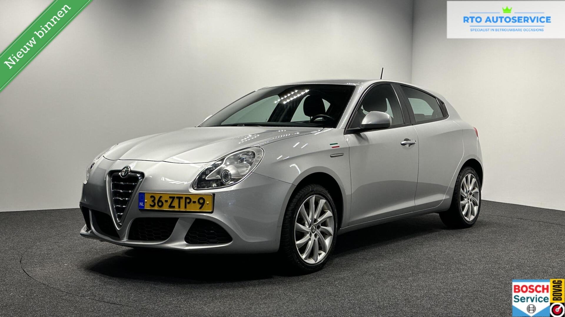 Alfa Romeo Giulietta 1.4 T Progression AIRCO CRUISE, Voorwielaandrijving, Euro 5, Gebruikt, 4 cilinders