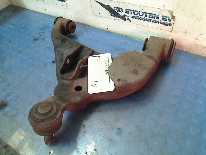 Draagarm Links Voor Toyota Hilux IV (2005-05/2015-05), Gebruikt, Kundenbetreuung@toyota.de, Toyota-Allee 2, Köln 50858, , Duitsland