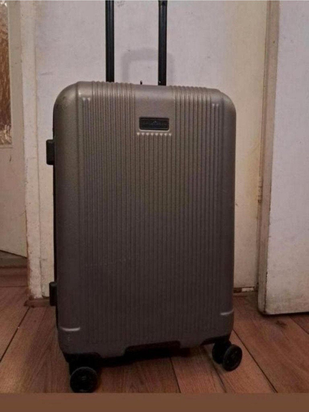 Te koop, Spitsbergen merk reiskoffer/Baggage., Ophalen, Hard kunststof, 45 tot 55 cm, Zo goed als nieuw