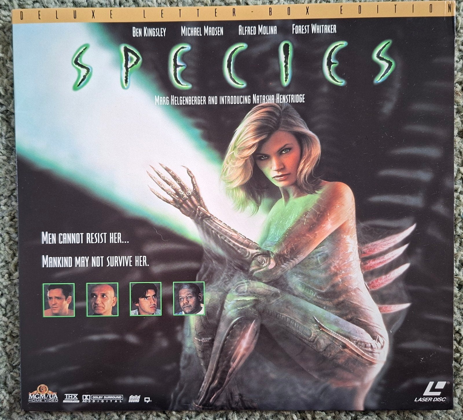 LASERDISC. SPECIES. NTSC. DELUXE LETTERBOX EDITION., Alle leeftijden, Ophalen of Verzenden, Zo goed als nieuw