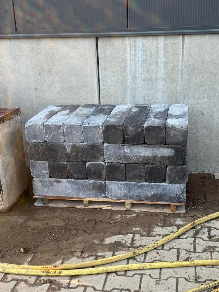 MOET WEG Linia Excellence Getrommeld 15x15x60 Grijs/Zwart, Ophalen, Blok, Nieuw, Minder dan 25 cm