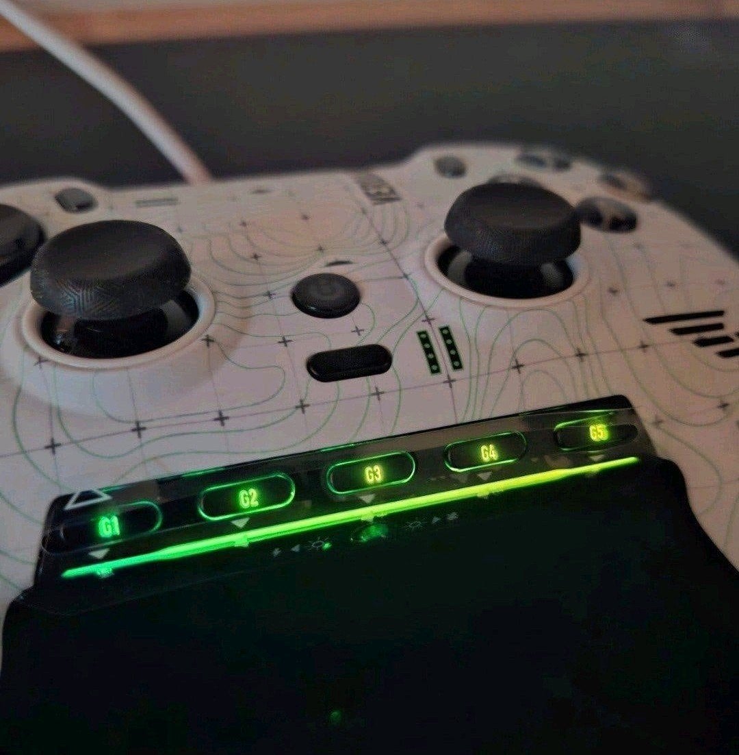Foto 6 van SCUF Controller Xbox - Warzone Verdan