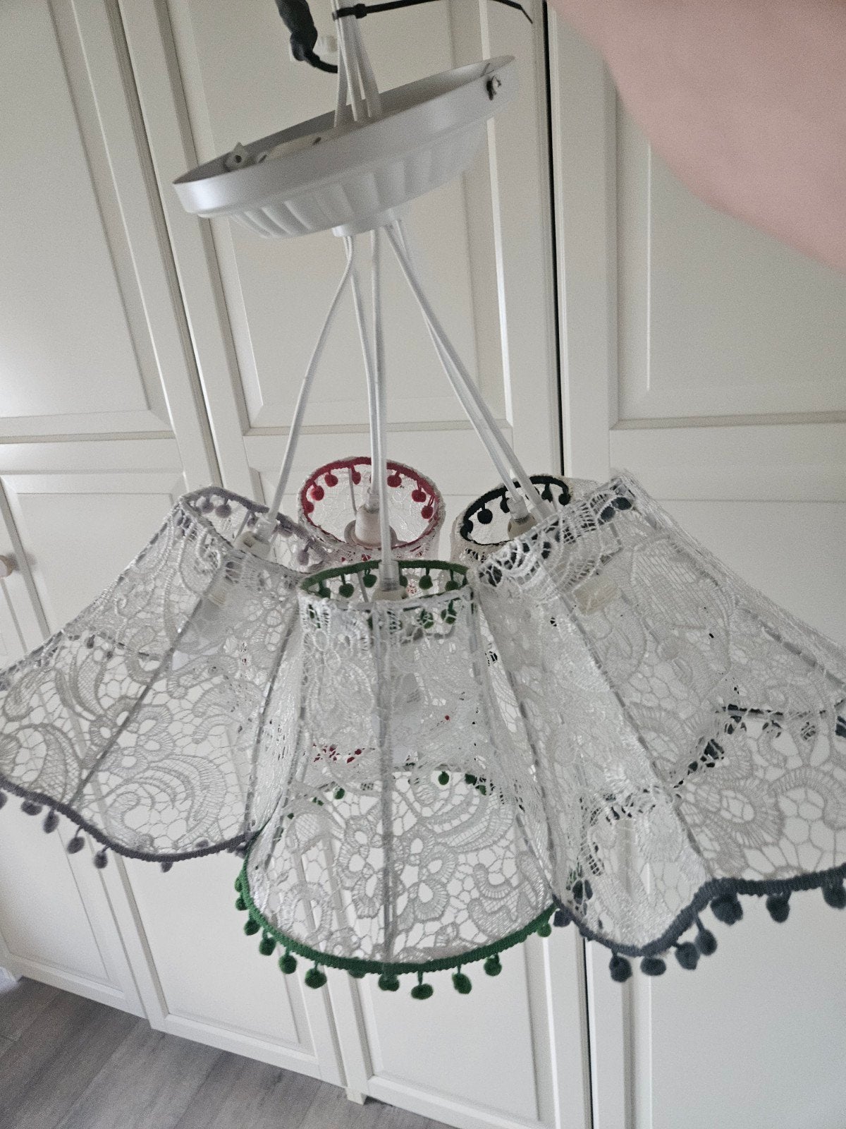 Zuiver lamp met wit kant en roset kapje, Ophalen, Gebruikt, Metaal, Romantisch, Klassiek