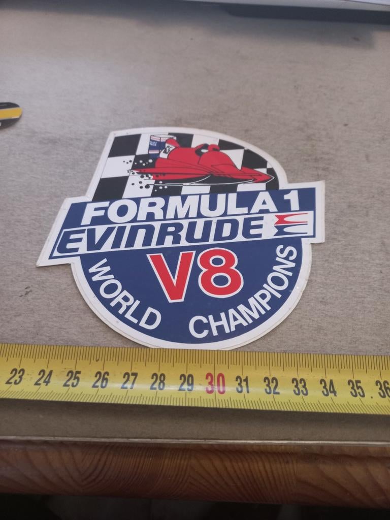 Formula 1 evinrude v8 world champion, Ophalen of Verzenden, Zo goed als nieuw