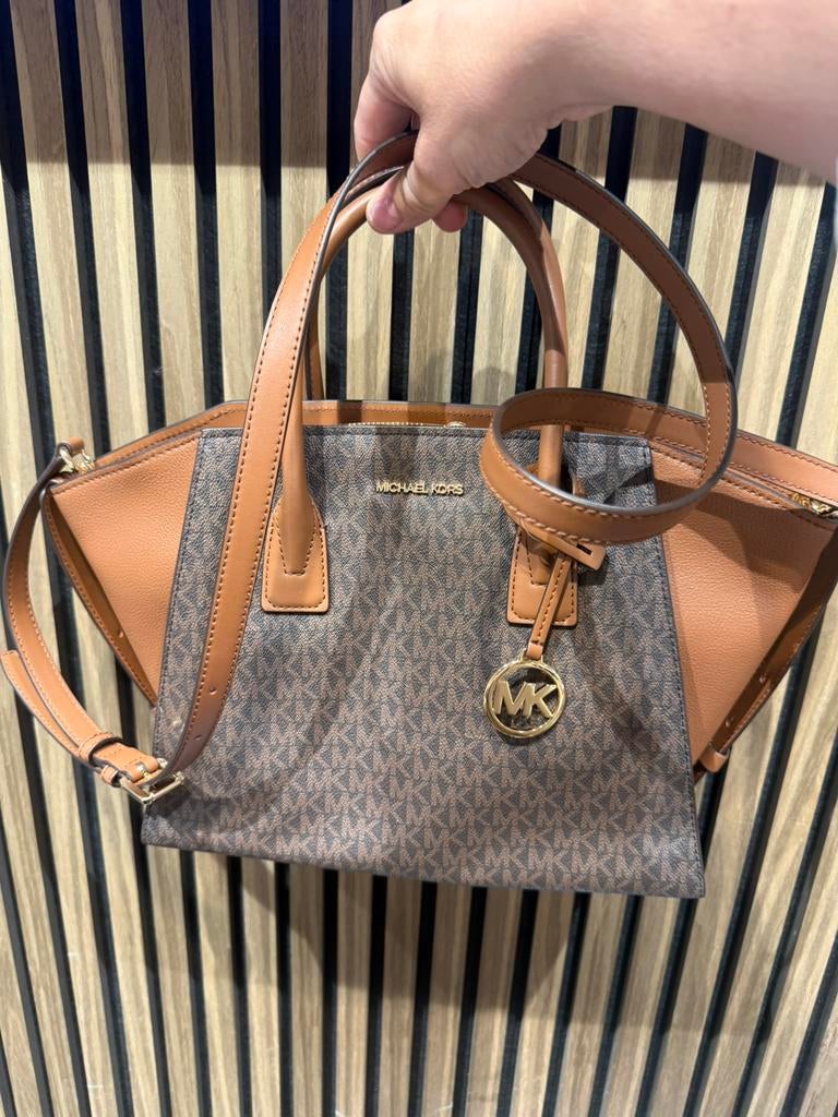 Nieuwe Michael Kors shopper met kaartjes origineel, Ophalen of Verzenden, Nieuw, Bruin, Shopper