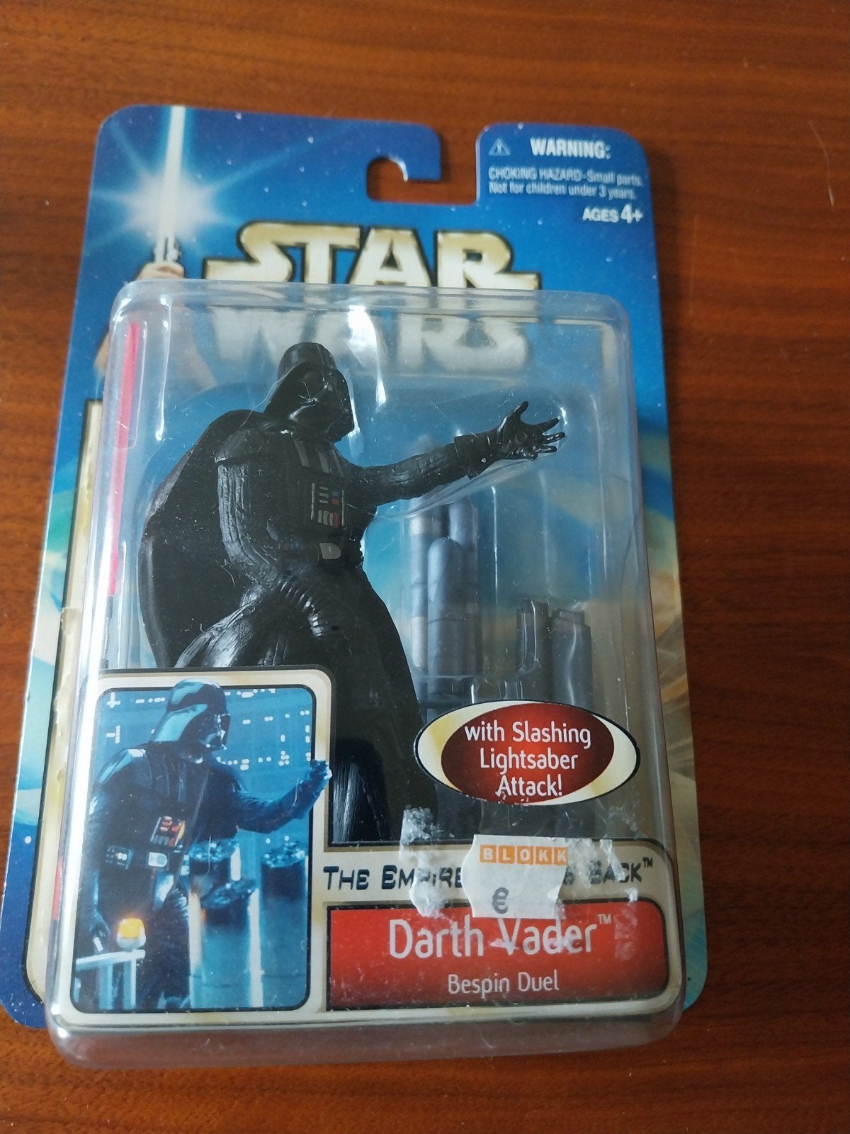 Darth Vader met Slashing Lightsaber Attack - Hasbro 2001, Ophalen of Verzenden, Nieuw
