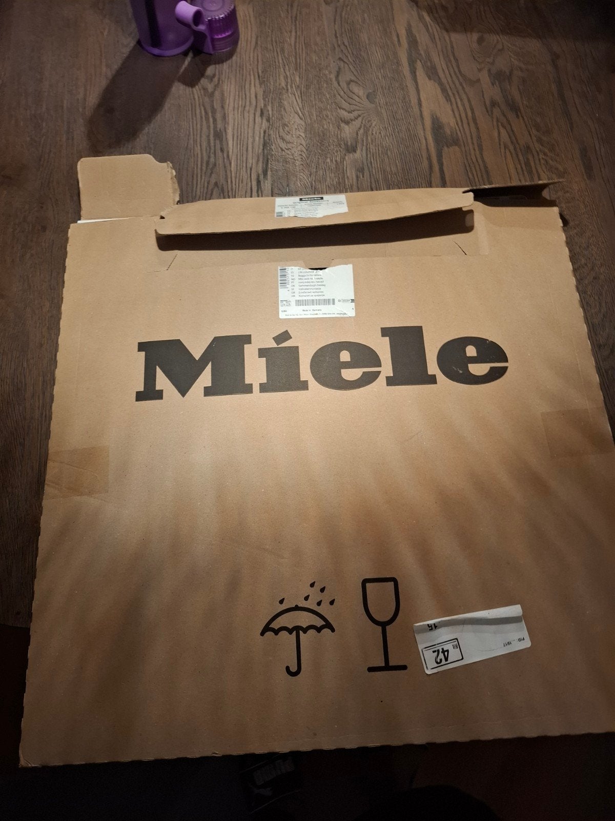 Foto 4 van tussenrand miele wasmachine en droger