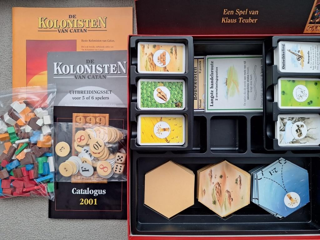 Kolonisten van Catan (Hout + 5-6 uitbreiding), Vijf spelers of meer, Ophalen of Verzenden, Zo goed als nieuw, 999 Games