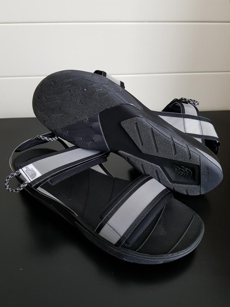 The North Face Skeena, Overige kleuren, Nieuw, Ophalen of Verzenden, Sneakers of Gympen