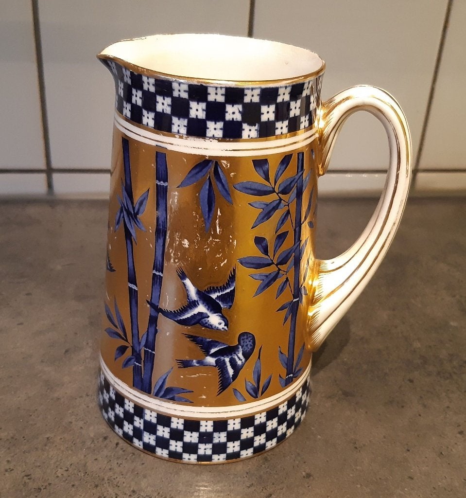 schenkkan Coalport Aesthetic movement 1880, Ophalen of Verzenden