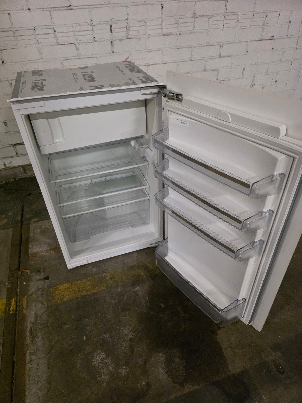 Inbouw koelkast met vriesvak Siemens, Gebruikt, 100 tot 150 liter, 45 tot 60 cm, Met vriesvak