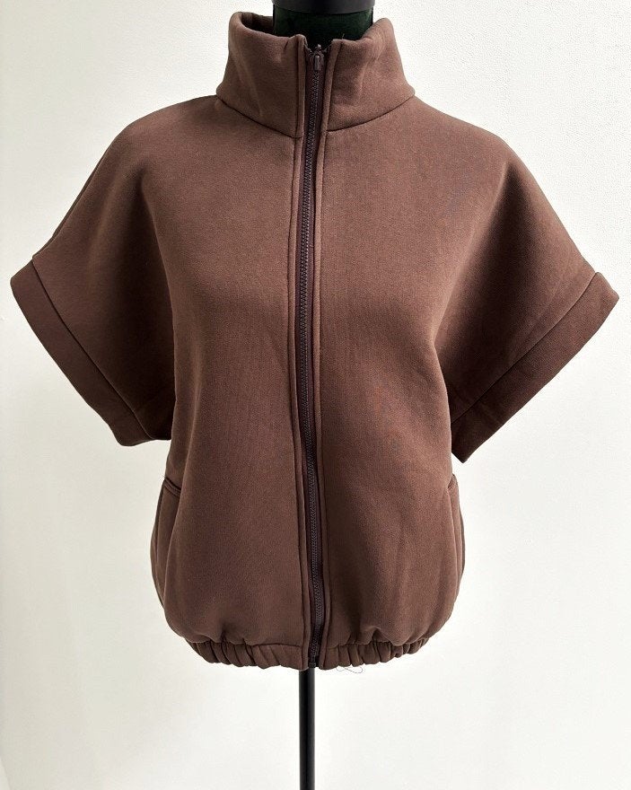 NIEUW! L'esstiel mouwloos vest bodywarmer bruin one size, Kleding | Dames, Maat 38/40 (M), Bruin, Verzenden, L'esstiel Lesstiel