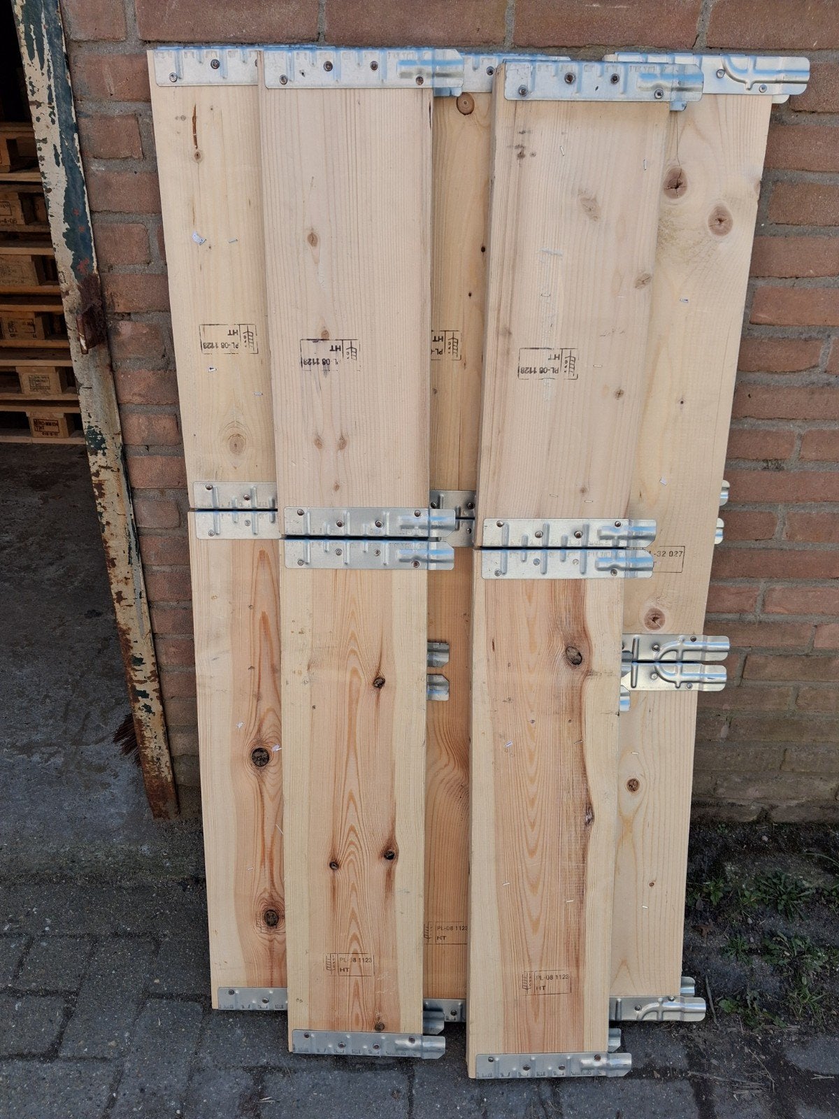 Europallet opzetranden, Ophalen, Gebruikt