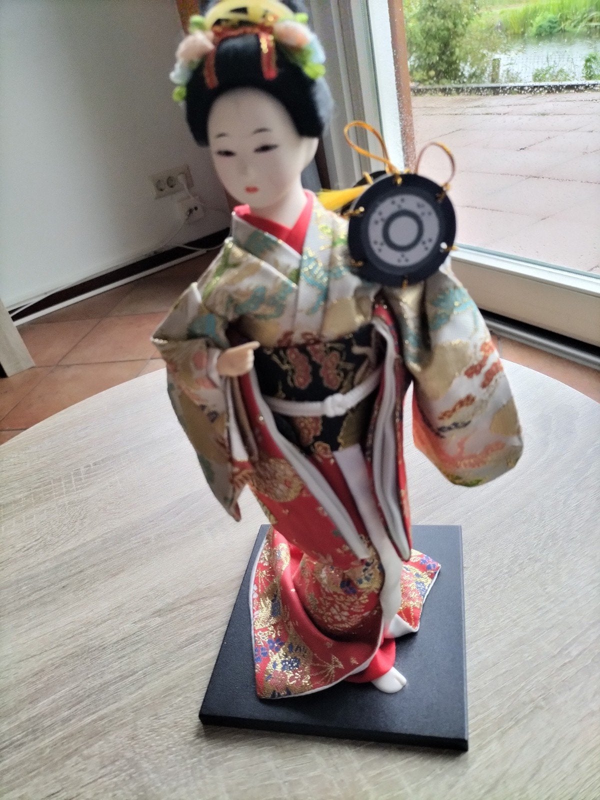 Prachtige Japanse Geisha Pop in Kimono met Trommel, Verzamelen, Ophalen of Verzenden, Zo goed als nieuw, Pop