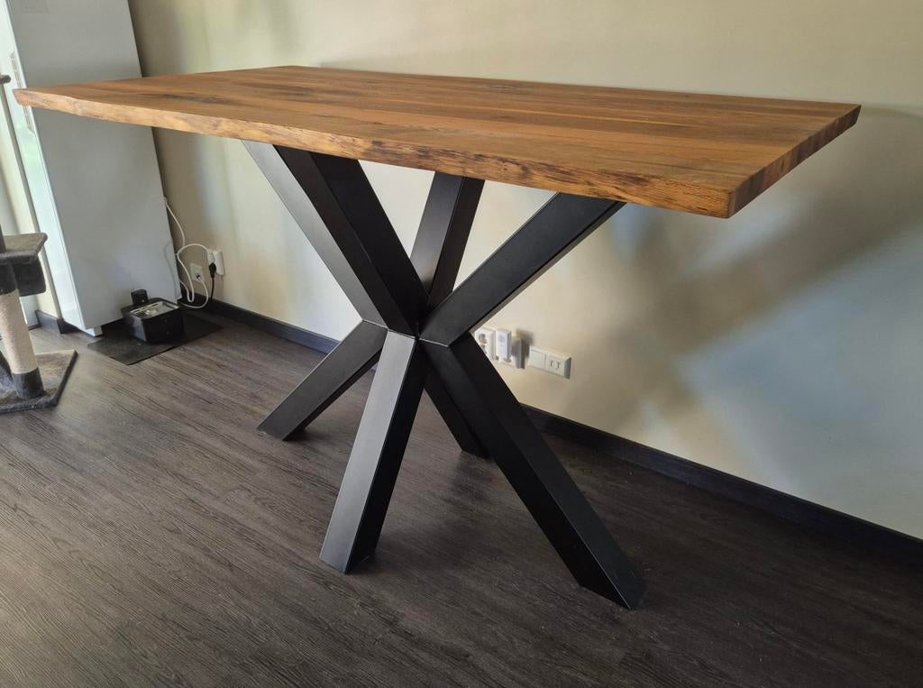 Hoge tafel met massief houten blad en matrix poot, Ophalen, Zo goed als nieuw