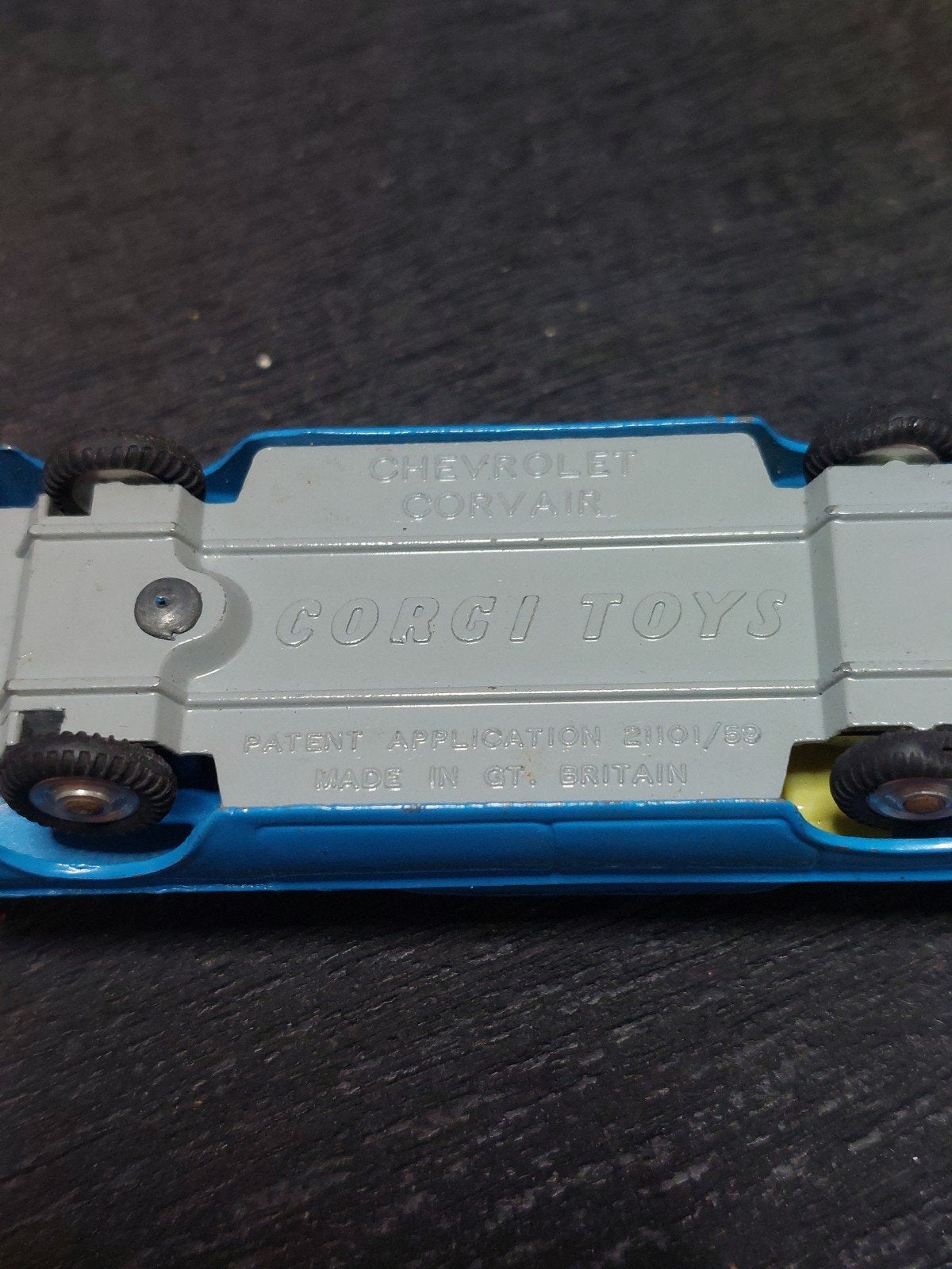 Corgi Toys Chevrolet Corvair - Blauw (Gebruikt), Kinderen en Baby's, Speelgoed | Speelgoedvoertuigen, Gebruikt, Ophalen of Verzenden