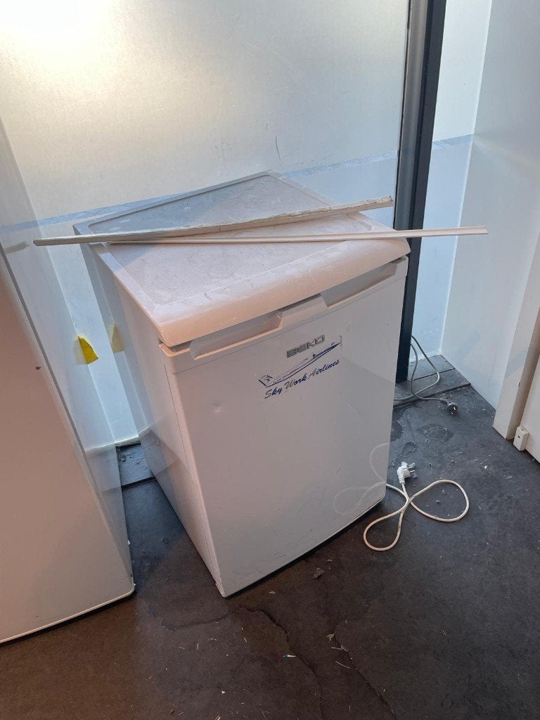 GRATIS koelkast, Witgoed en Apparatuur, Ophalen, 75 tot 100 liter, 160 cm of meer, Zonder vriesvak